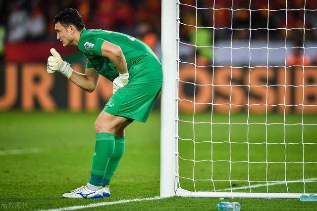 英超本赛季1000分钟以上球员评分 霍伊伦倒数第4